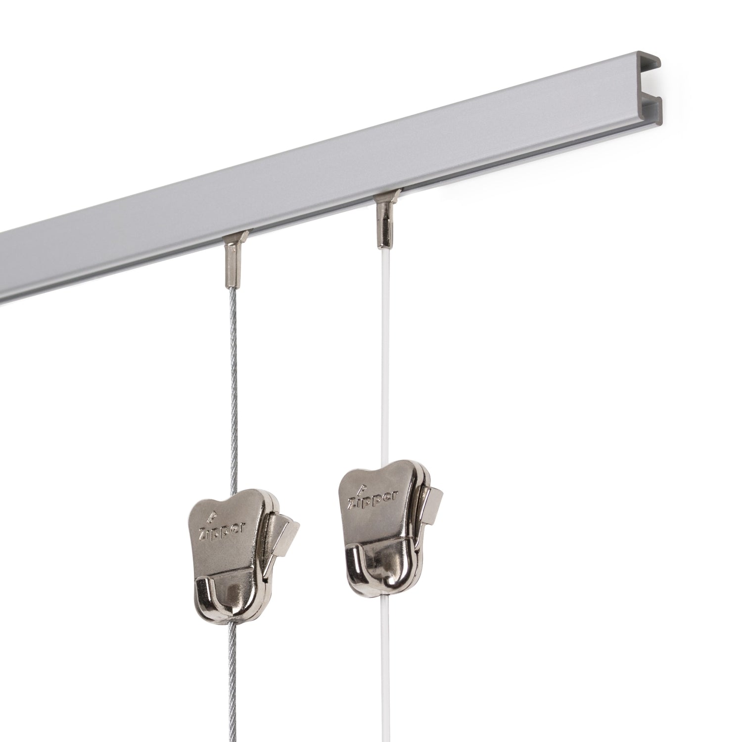 f/e/7/b/fe7b0a179f9cb8232997a73bdc3552e42a0e0714_STAS_minirail_alu___staal_perlon_zipper_vrijstaand.jpg